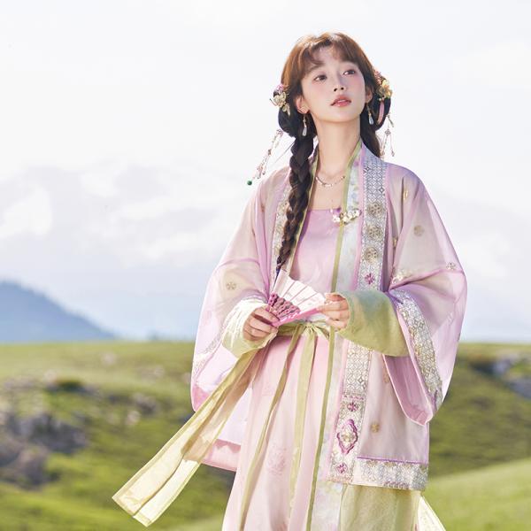 3,000円OFF　6月8日まで 花柄刺繍レディース漢服 　[花岁迟]