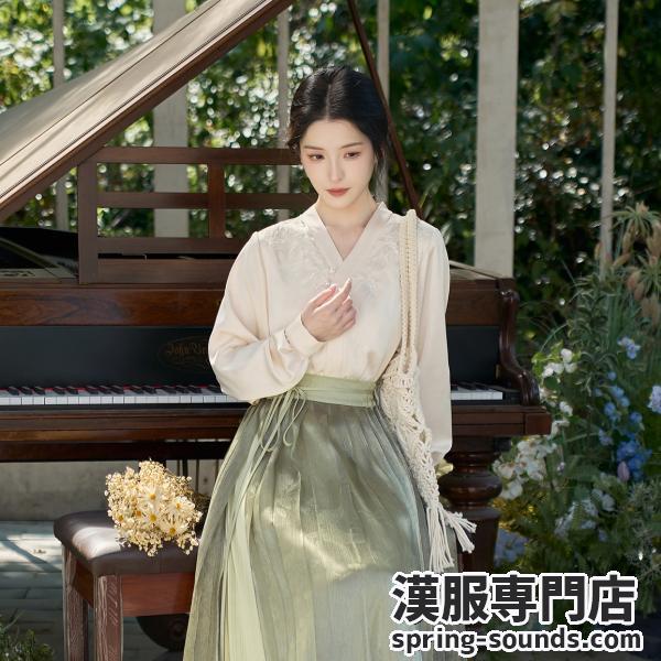 レディース漢服　清水溪【枫白茶清】
