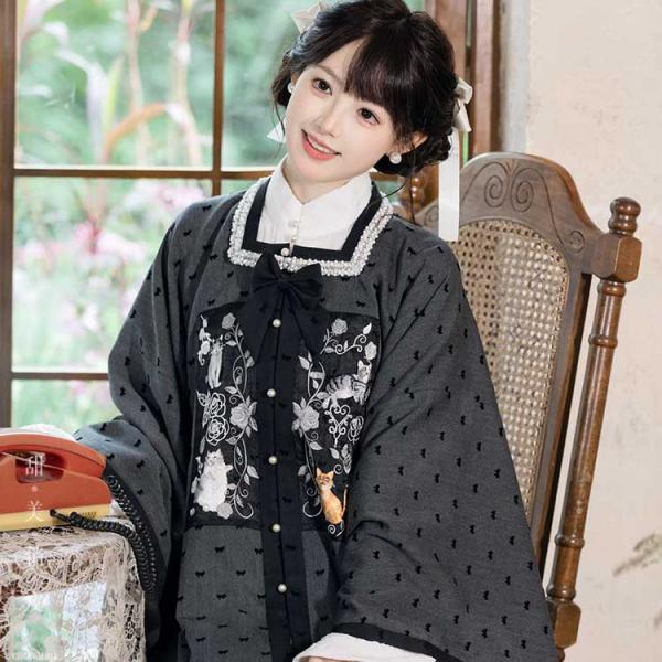 猫柄刺繍 レディース漢服 【重回汉唐喵喵图鉴】