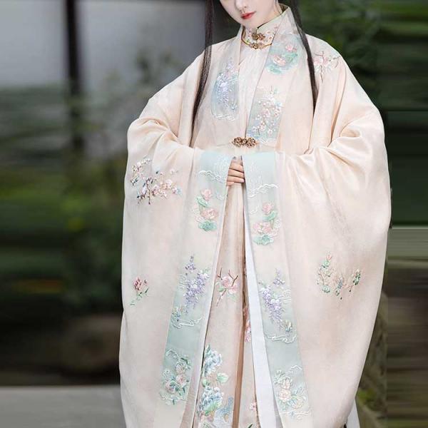 明制刺繍レディース漢服 【重回汉唐满庭芳】