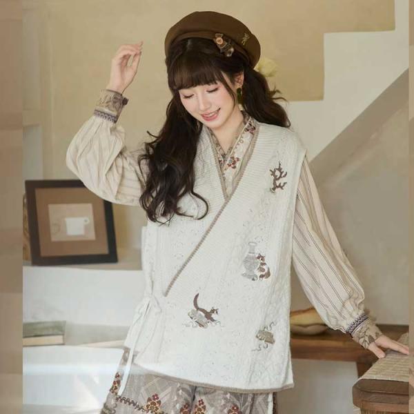 猫刺繍ベスト ウール 【十三余--得闲】