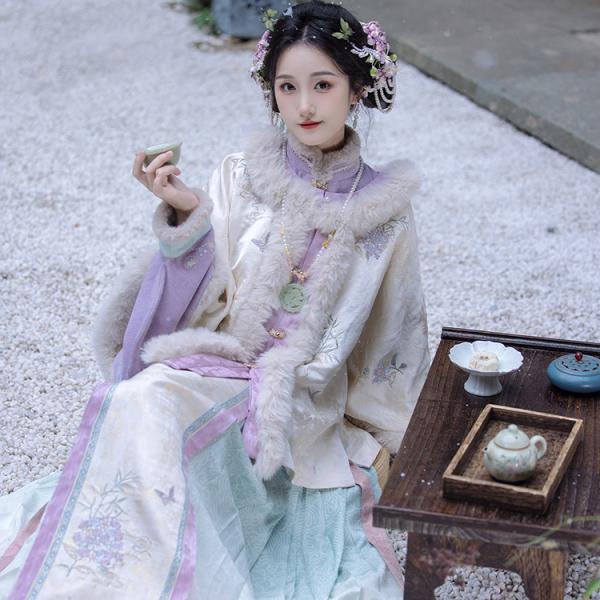 花柄刺繍レディース漢服　远山乔【云中翠珠】