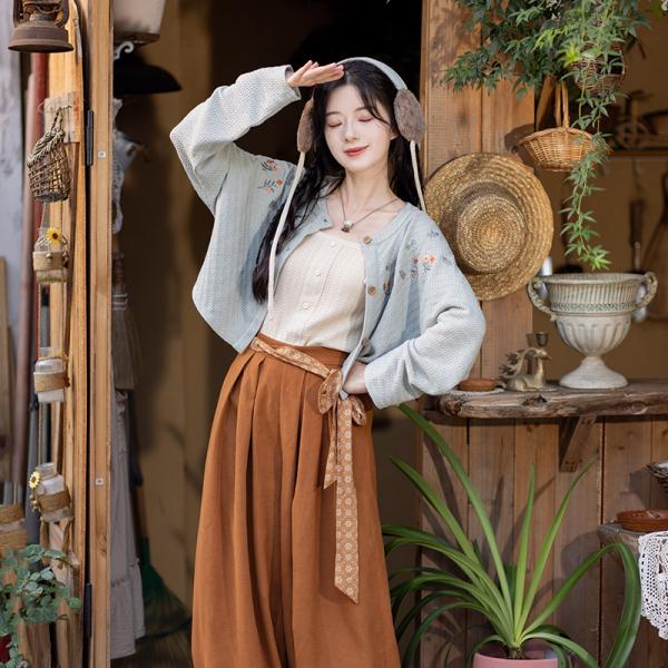 花柄刺繍レディース漢服 池夏【花间事:秋田花花】