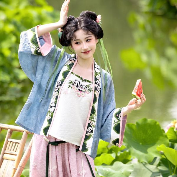 パンダ刺繍柄 レディース漢服【瞳莞滚滚一班】