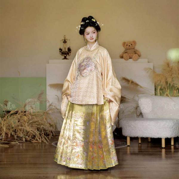 明制漢服 レディース漢服 3点セット【榴光月落】