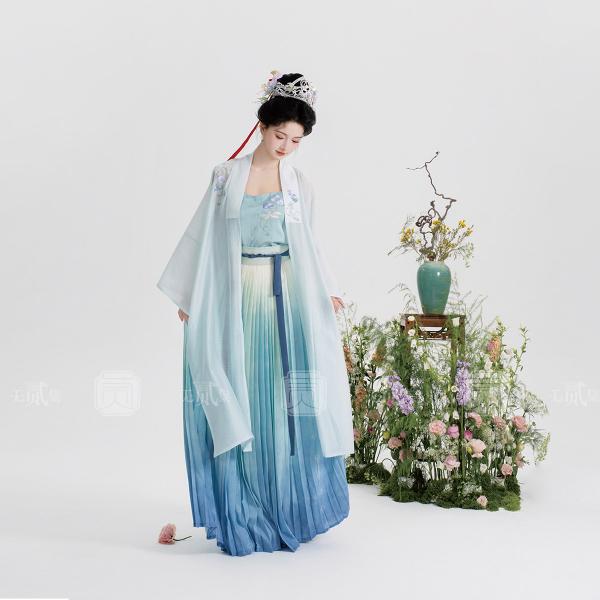 3点セット 宋制漢服 レディース漢服 【小园几许】