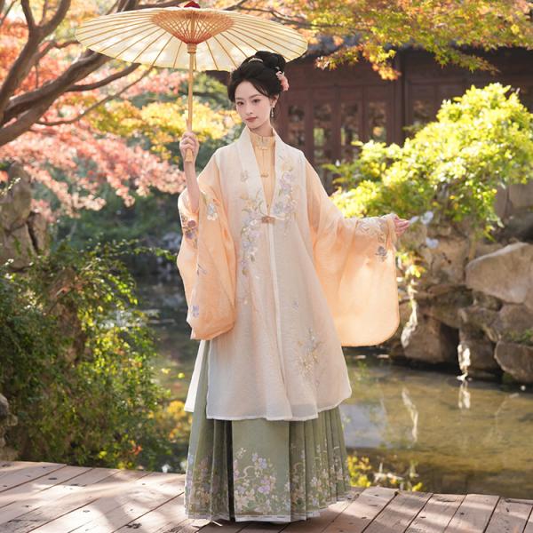 明制花柄刺繍漢服 レディース 静还决 铃兰低语