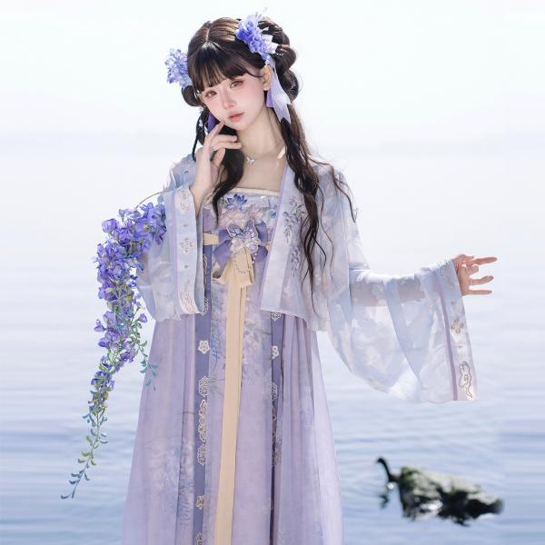 藤の花の刺繍漢服　远山乔【藤雨落】