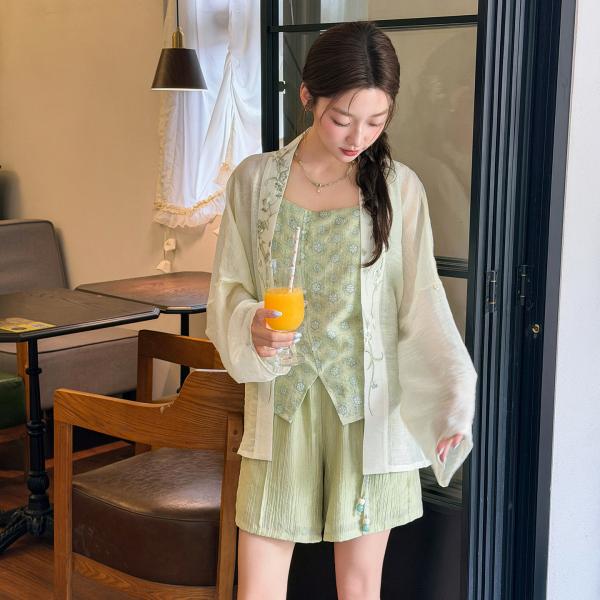 刺繍漢服 十三余儿[蜜瓜冰]