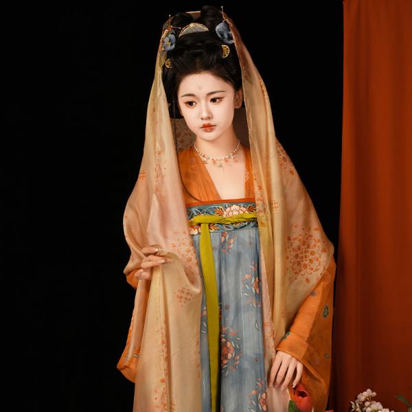 漢服復元・唐制  山迟【龙葵】