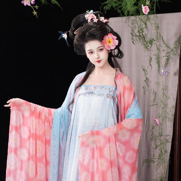 漢服復元・唐制 山迟【晴空】
