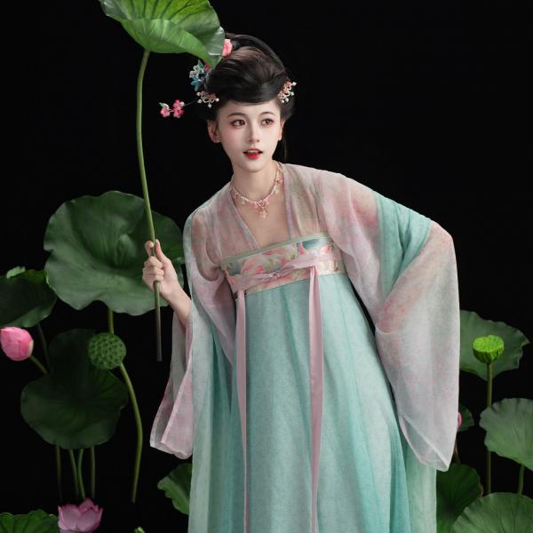 漢服復元・唐制　山迟【涟漪】
