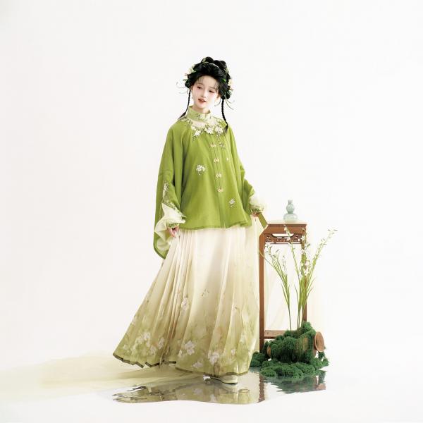 茉莉刺繍漢服　静还决 晚风茉莉